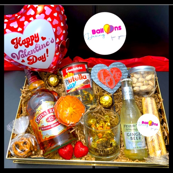 Whiskey boyfriend girlfriend dinner men woman man - Picture 1 of 1